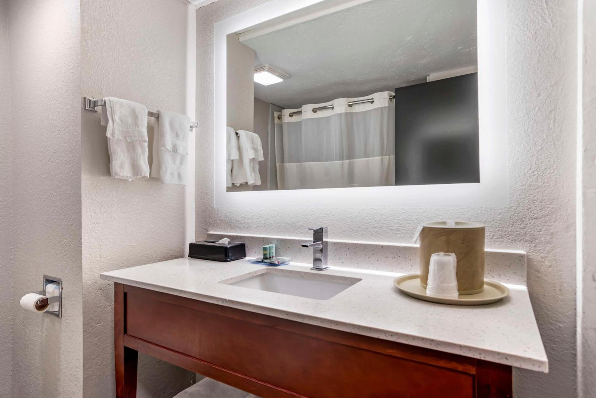 Best Western Canton Inn Εξωτερικό φωτογραφία